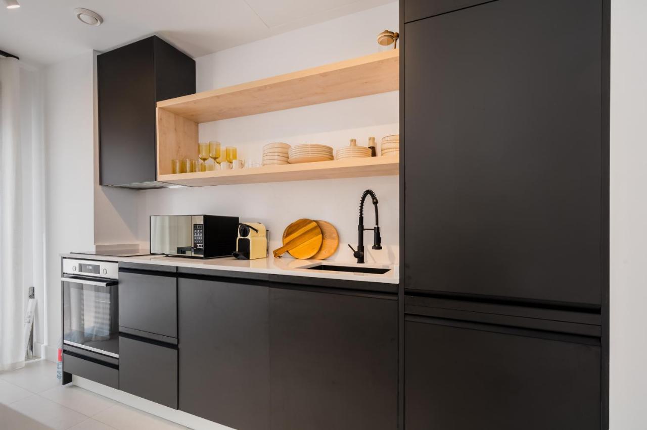 Stylish Designer Duplex-3Beds 2Baths-Puerta Carmona Centro Apartment เซบีญา ภายนอก รูปภาพ