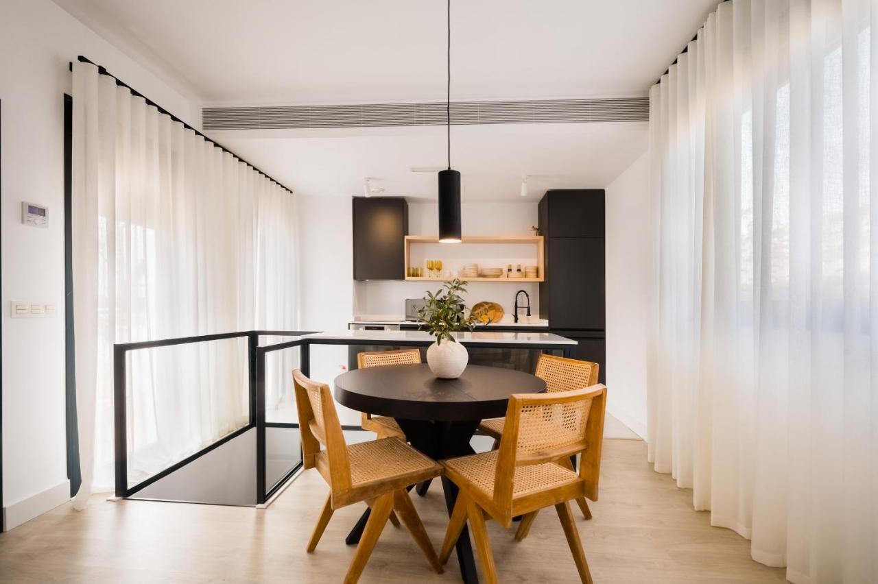 Stylish Designer Duplex-3Beds 2Baths-Puerta Carmona Centro Apartment เซบีญา ภายนอก รูปภาพ