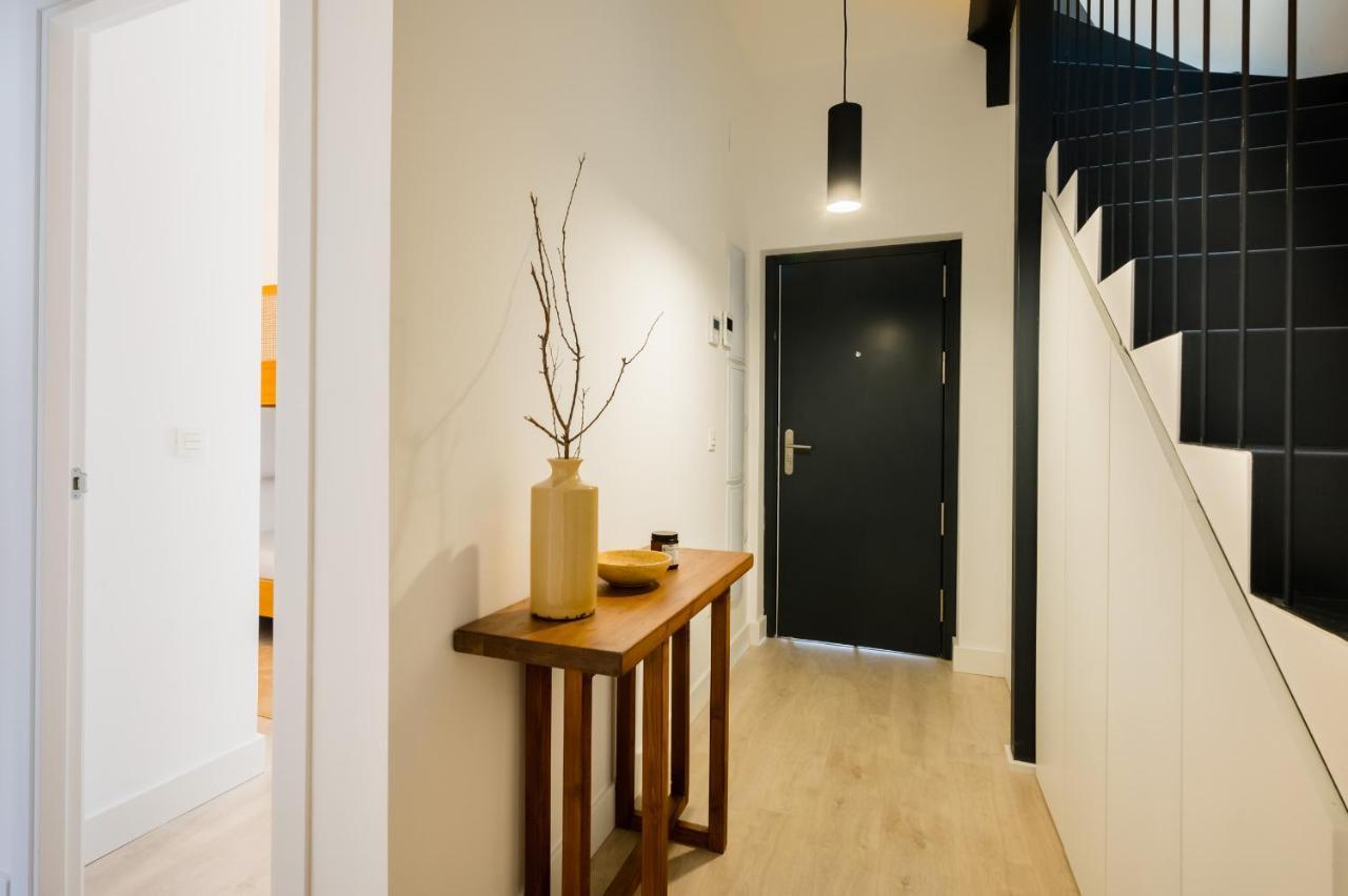 Stylish Designer Duplex-3Beds 2Baths-Puerta Carmona Centro Apartment เซบีญา ภายนอก รูปภาพ